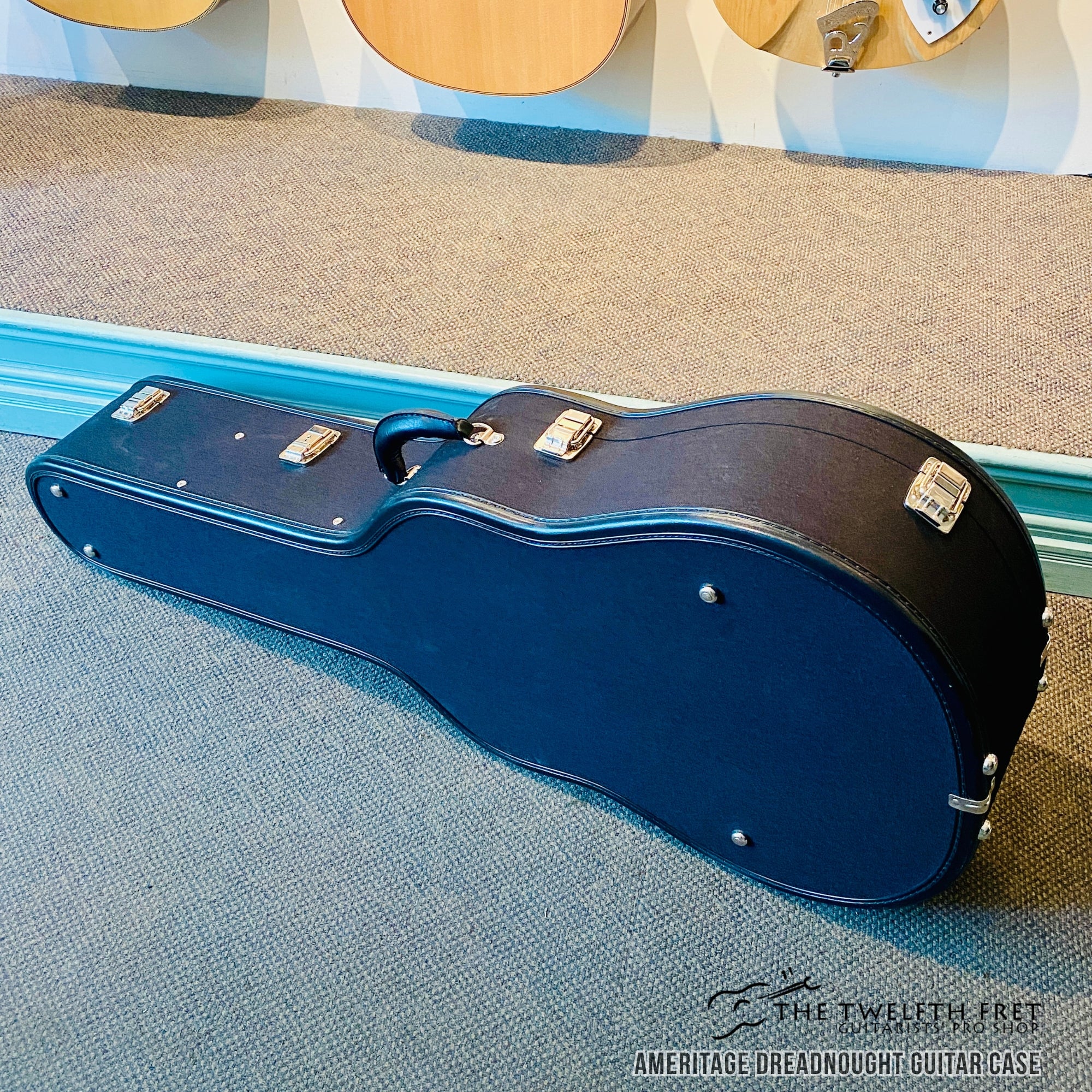 Ameritage Dreadnought Guitar Case - The Twelfth Fret