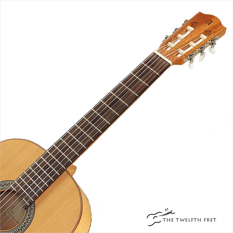 Alhambra 2F Flamenco Guitar - The Twelfth Fret