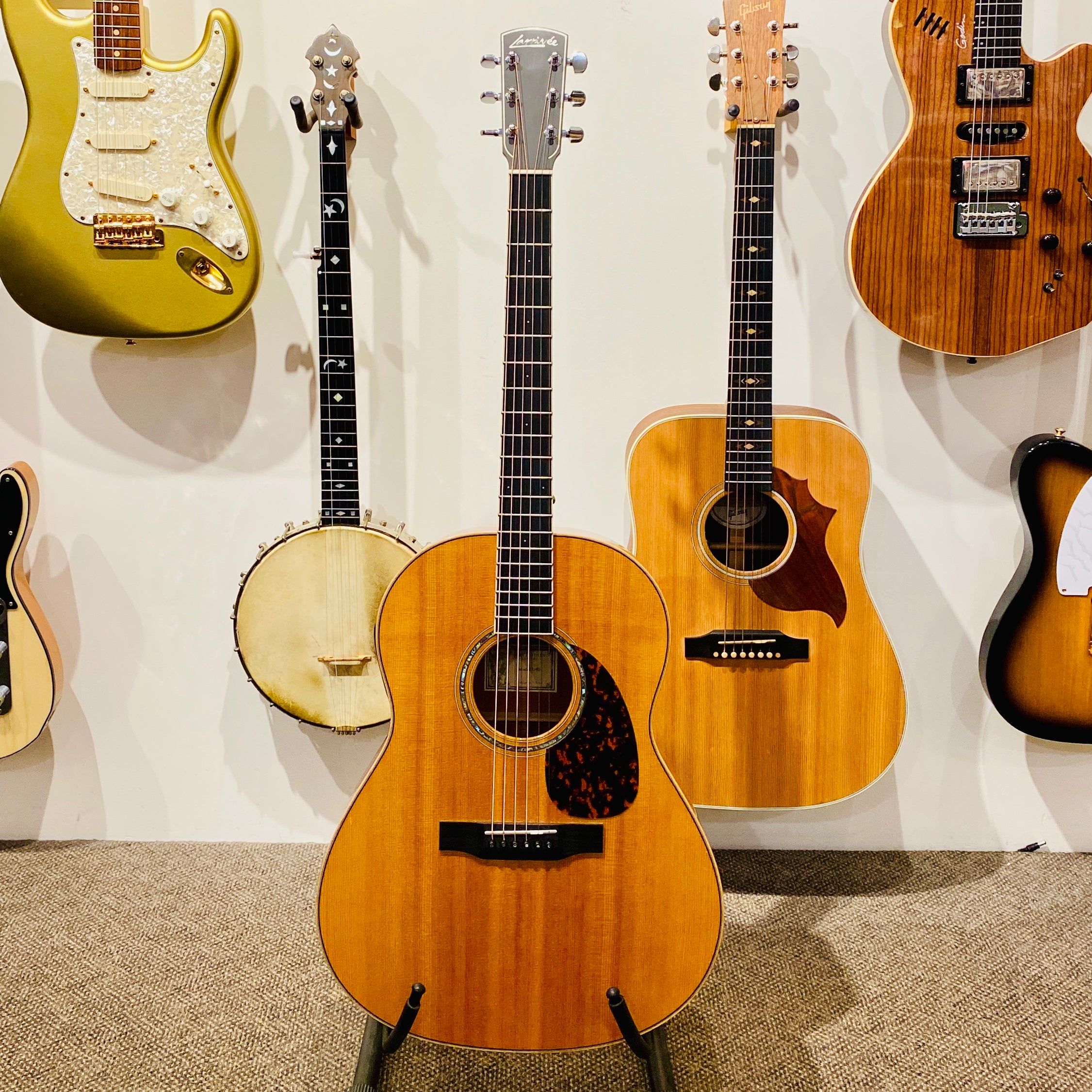 Larrivee L-05E [USED]