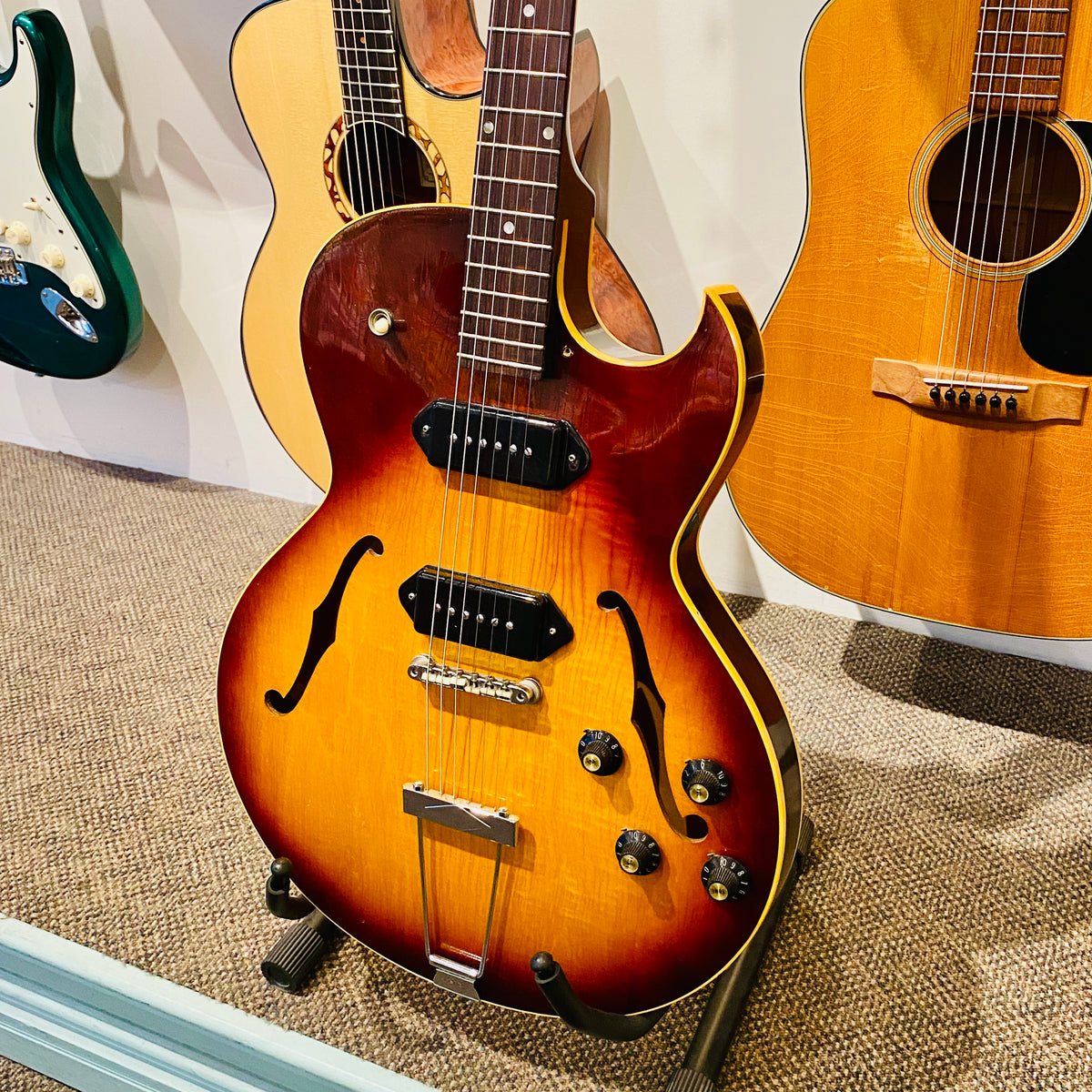 Gibson ES-125TDC Semi-Hollow Electric Guitar, 1969 [USED]