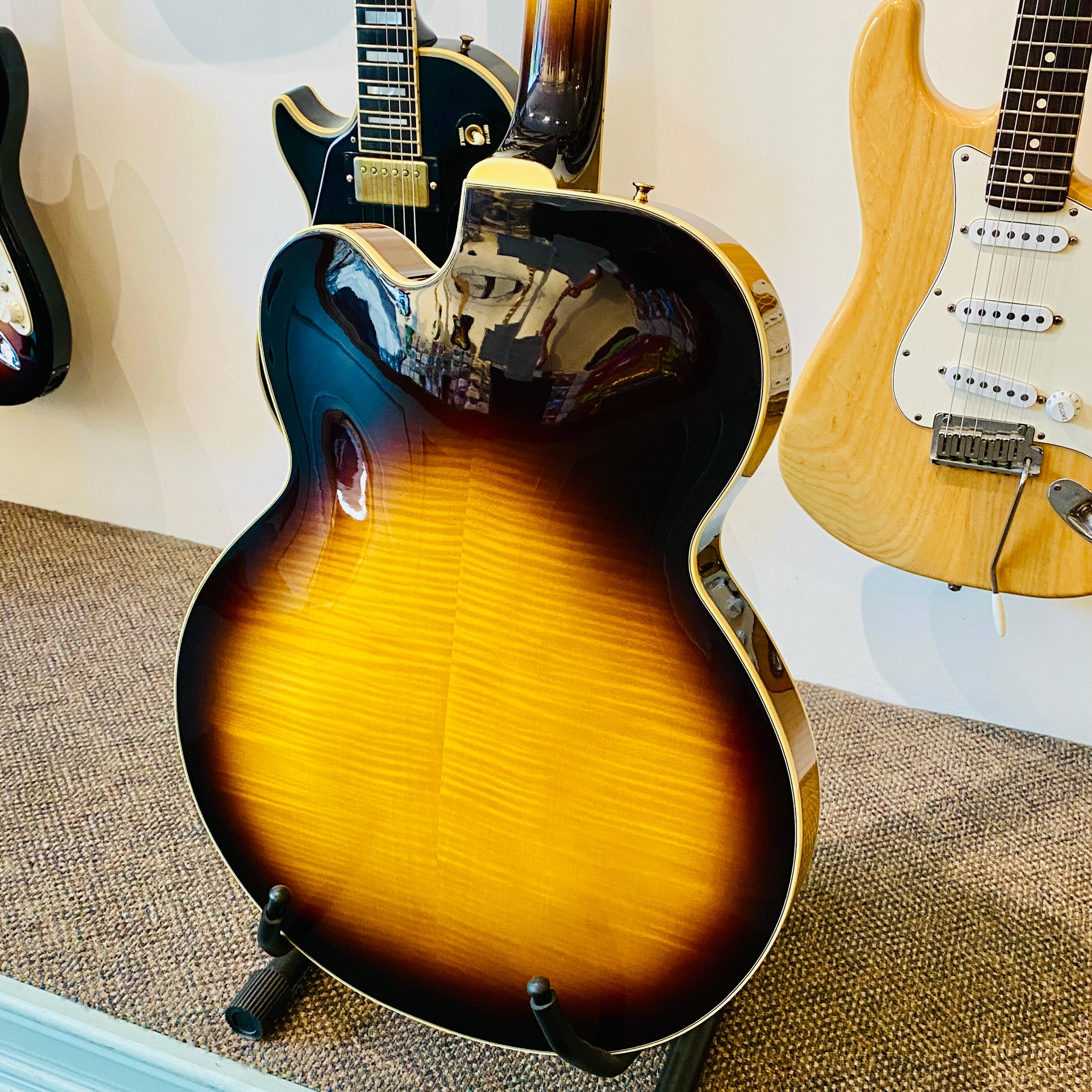 Epiphone Byrdland Hollowbody Electric Guitar, 2003 [USED]