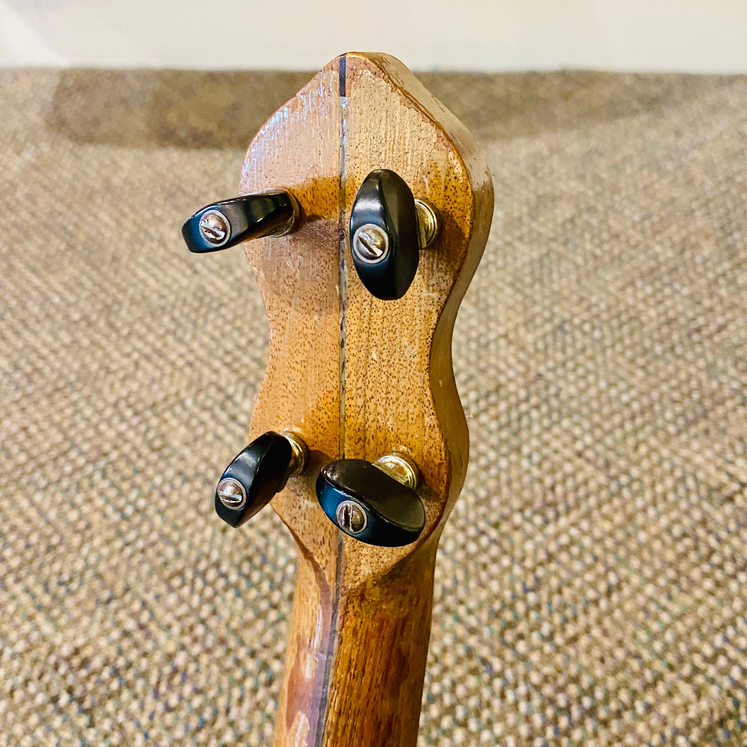 Ludwig Wendall Hall Banjo Ukulele 1920's  [USED]