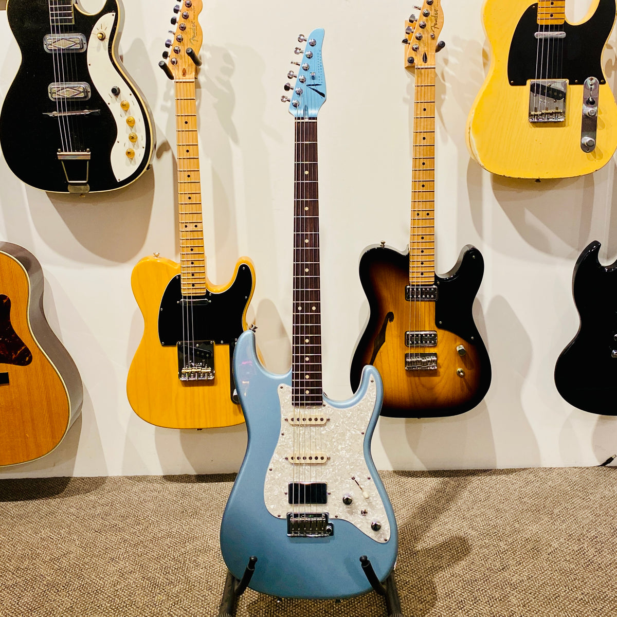 Tom Anderson Baritom Classic Solidbody Electric Guitar 2009 [USED]