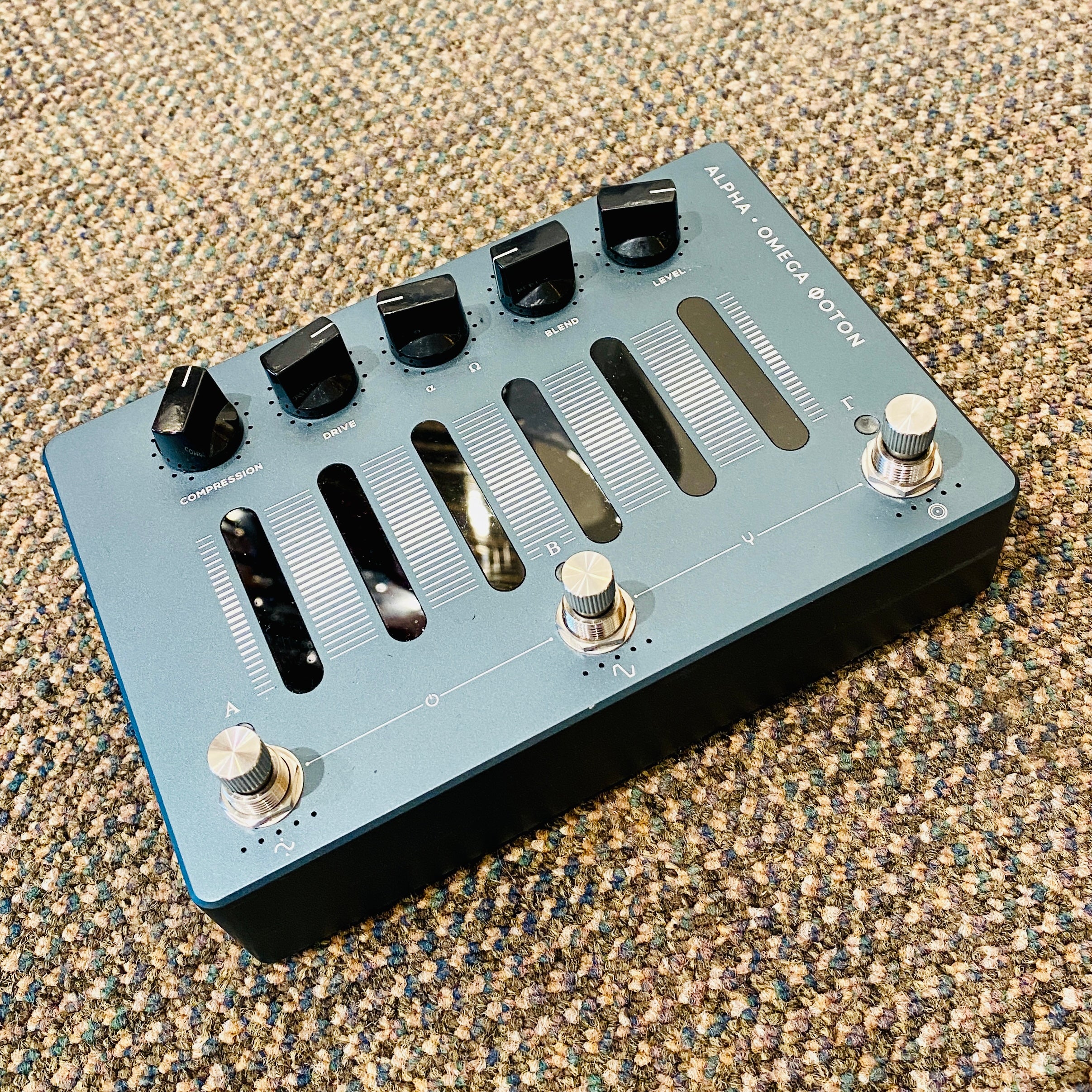 Darkglass Alpha Omega Photon Bass Preamp Pedal [USED]