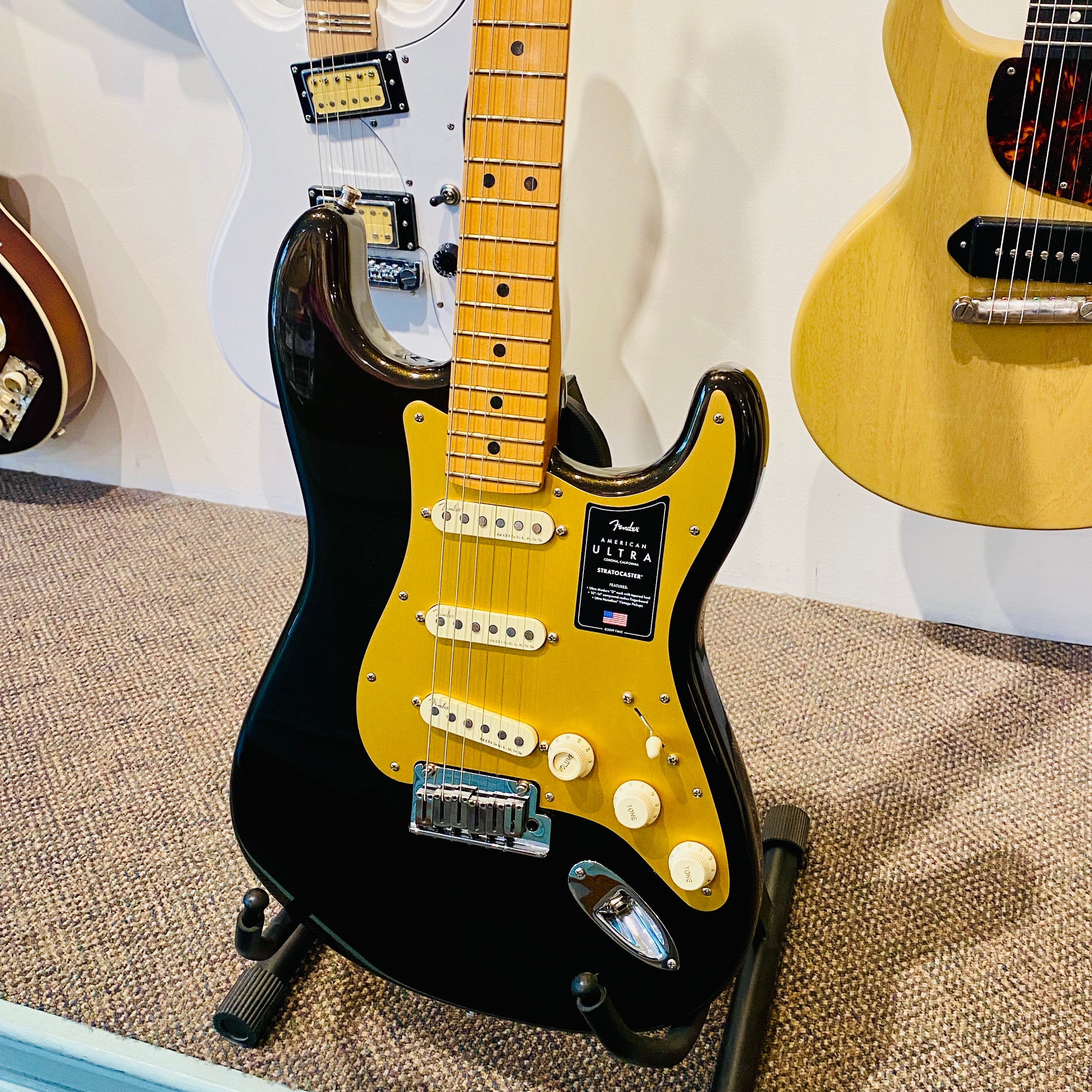 Fender American Ultra Stratocaster Electric Guitar 2024 [USED]