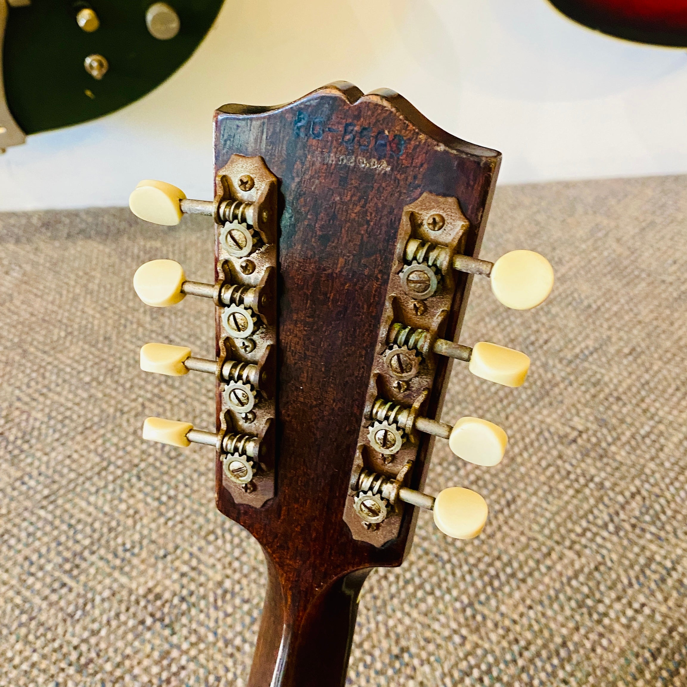 Gibson A-00 Mandolin, 1935 [USED]