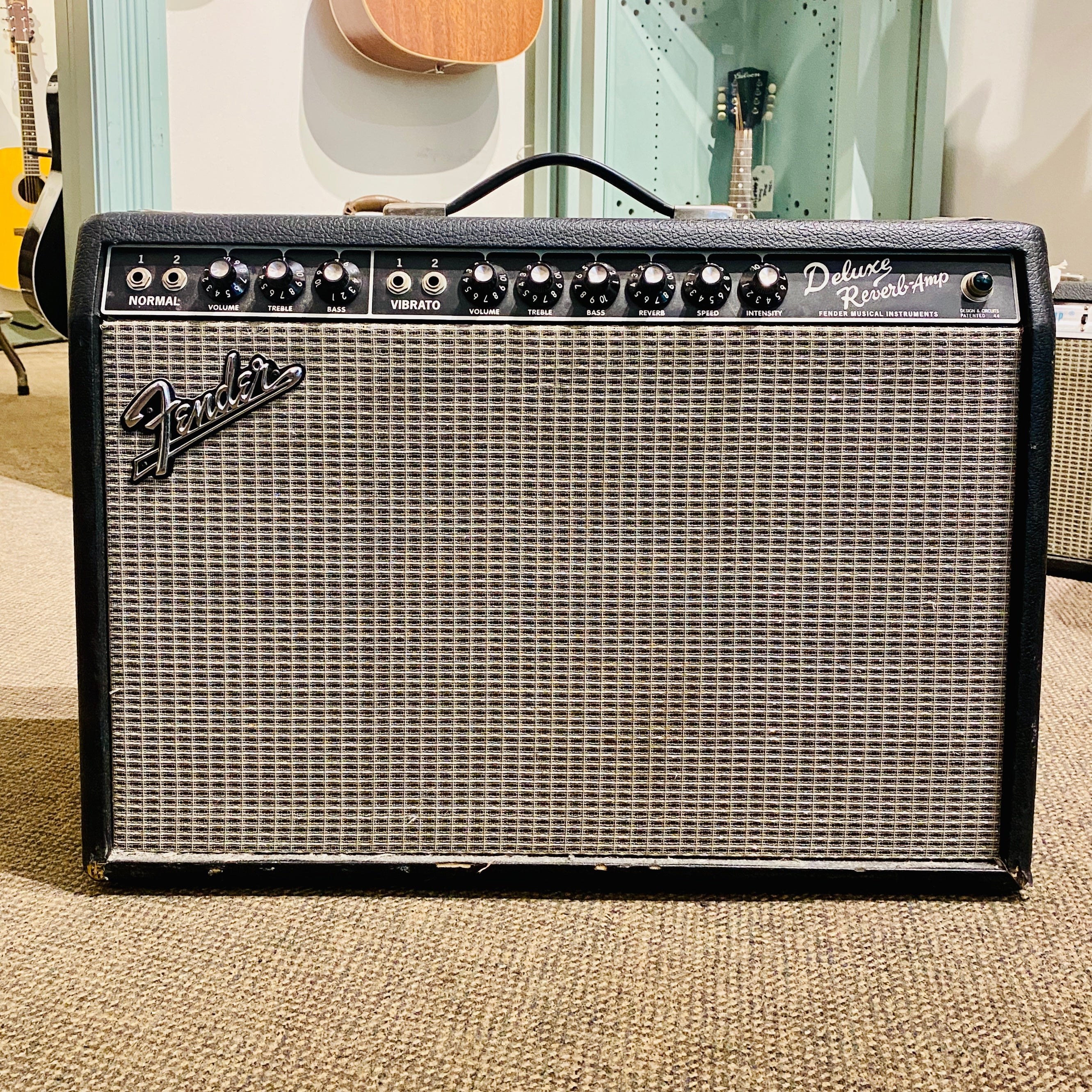 Fender Deluxe Reverb Amplifier 2001 - [USED]