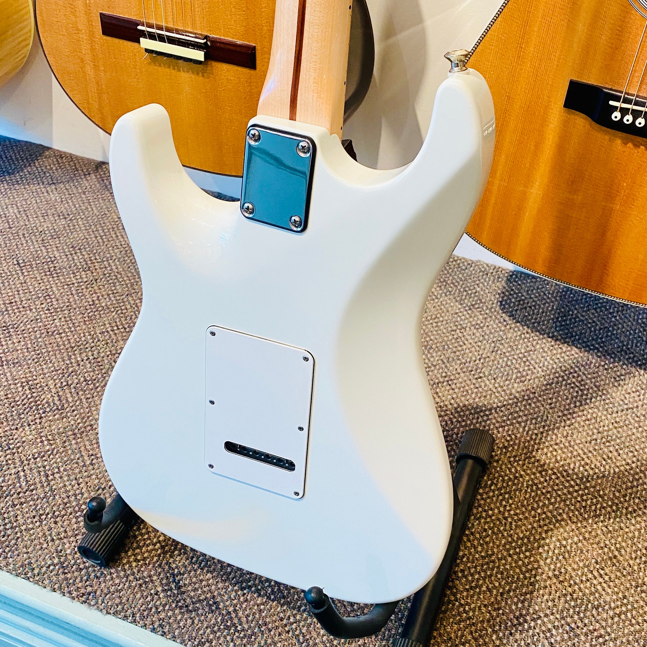 Suhr Pro Series S2 White Solidbody Electric Guitar [USED]