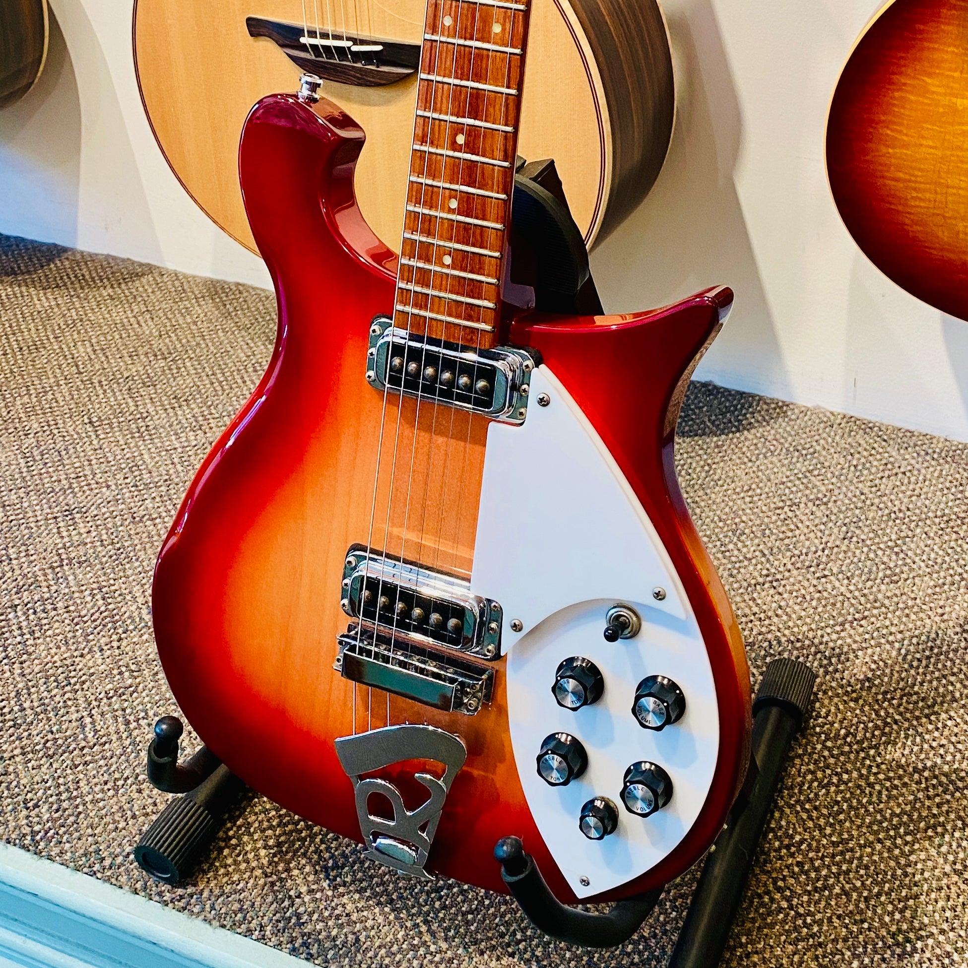 Rickenbacker 610 Solid body electric 1996 [USED]
