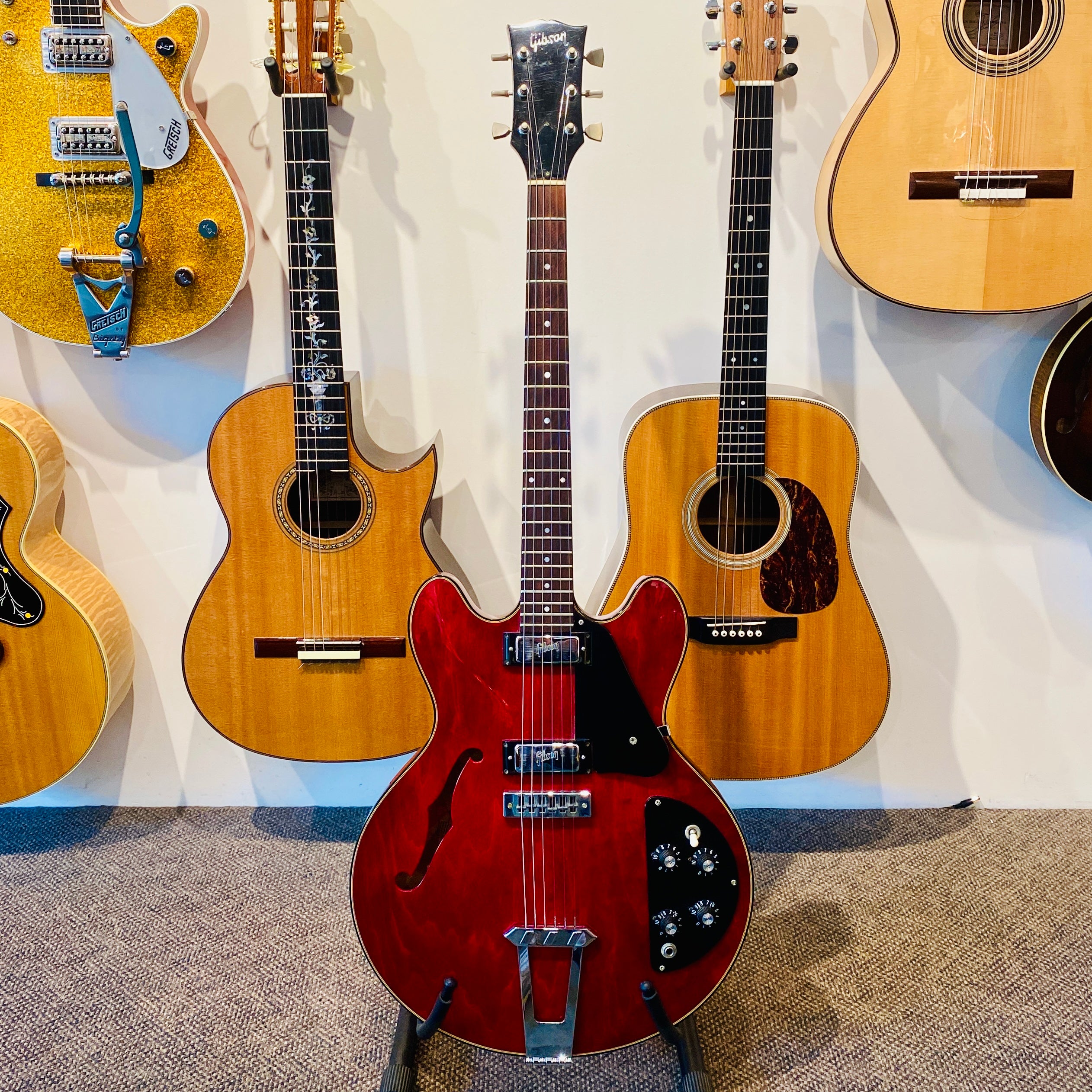Gibson ES-325 Semi-Hollowbody Electric Guitar, 1972 [USED]