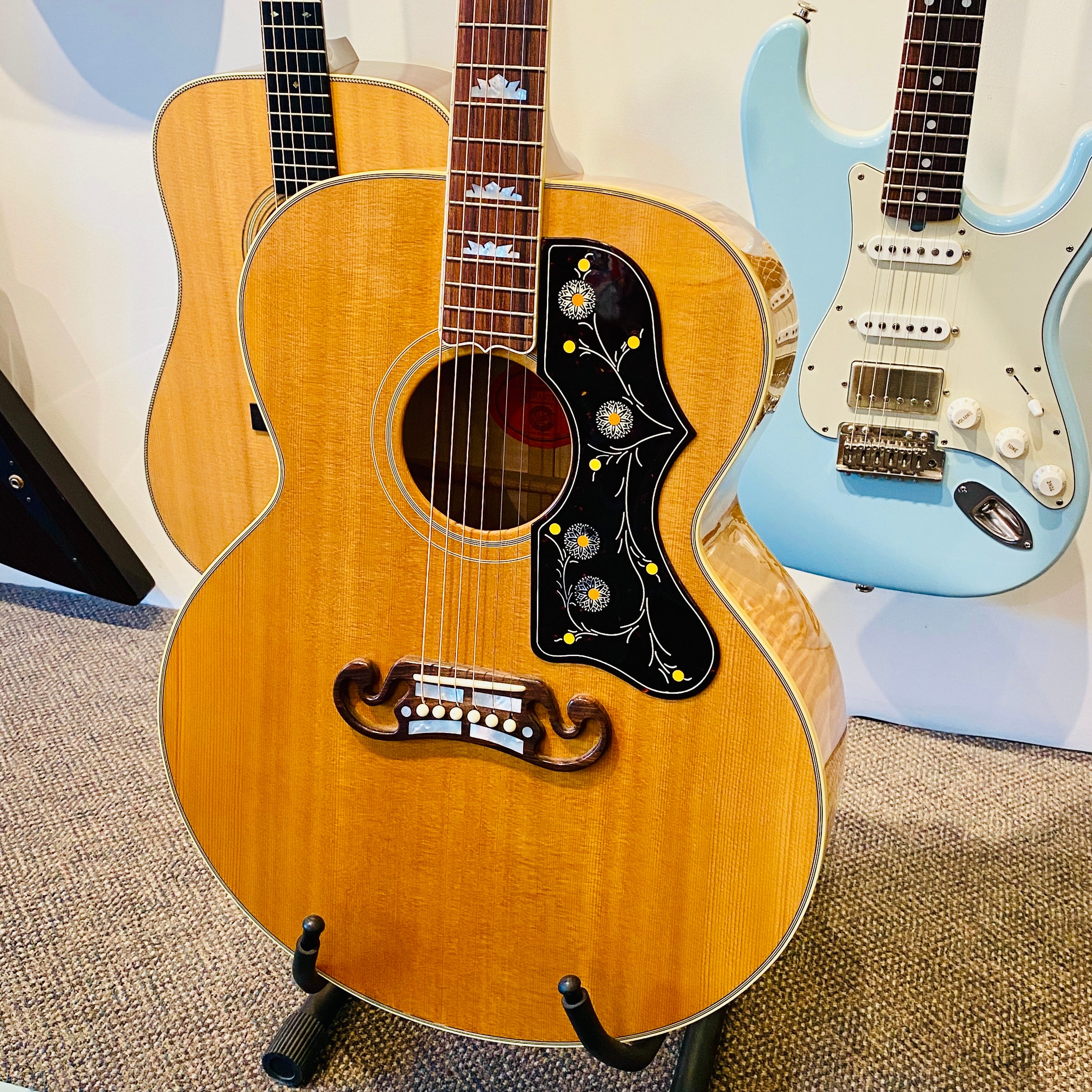 Gibson SJ-200 Acoustic Guitar 2000 [USED]
