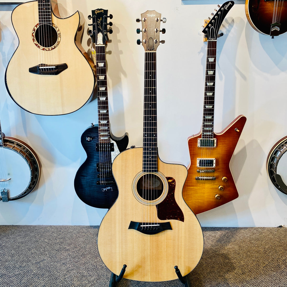 Taylor 214ce Plus 6 String Acoustic Guitar 2021 [USED]