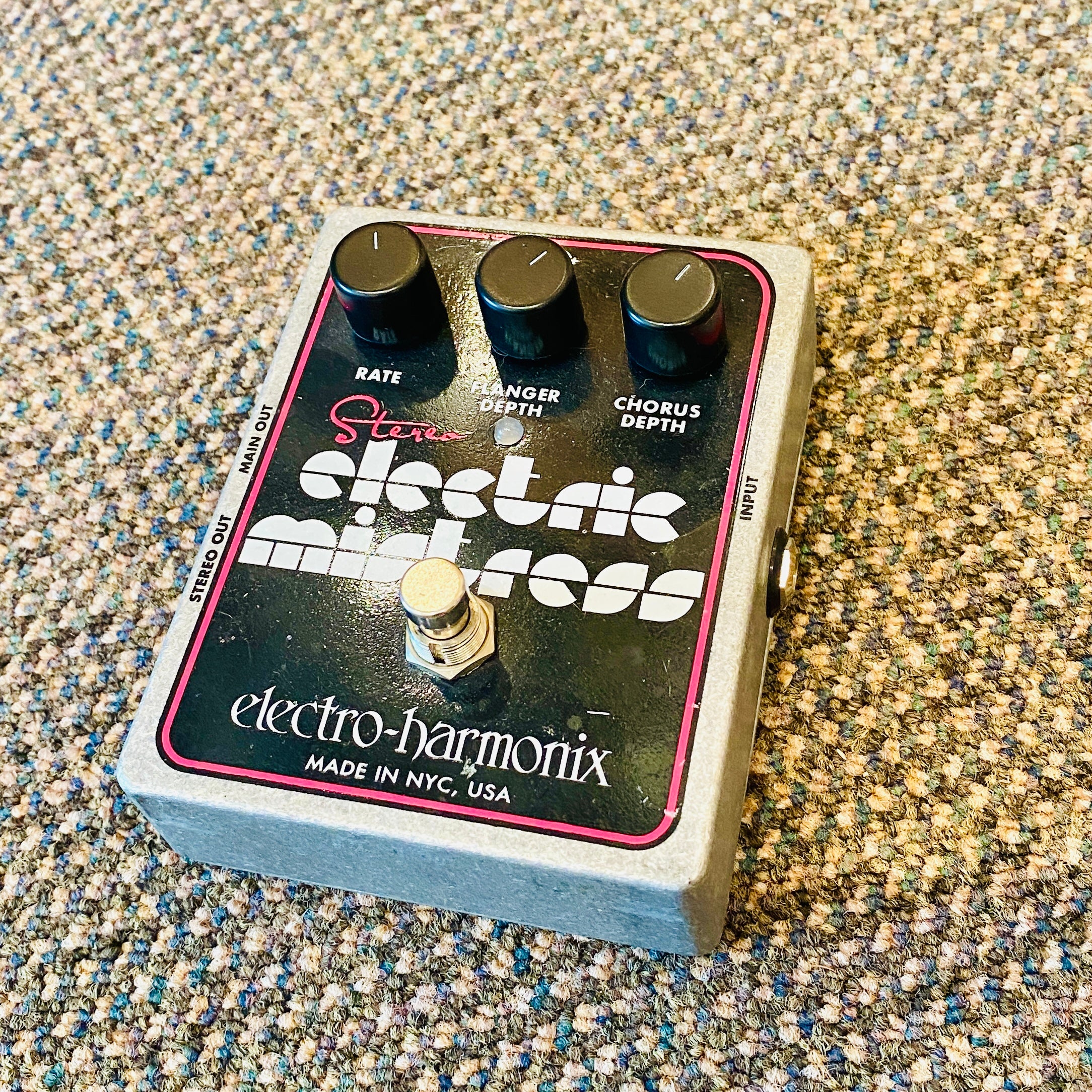 Electro Harmonix Stereo Electric Mistress Flanger/Chorus Pedal [USED]