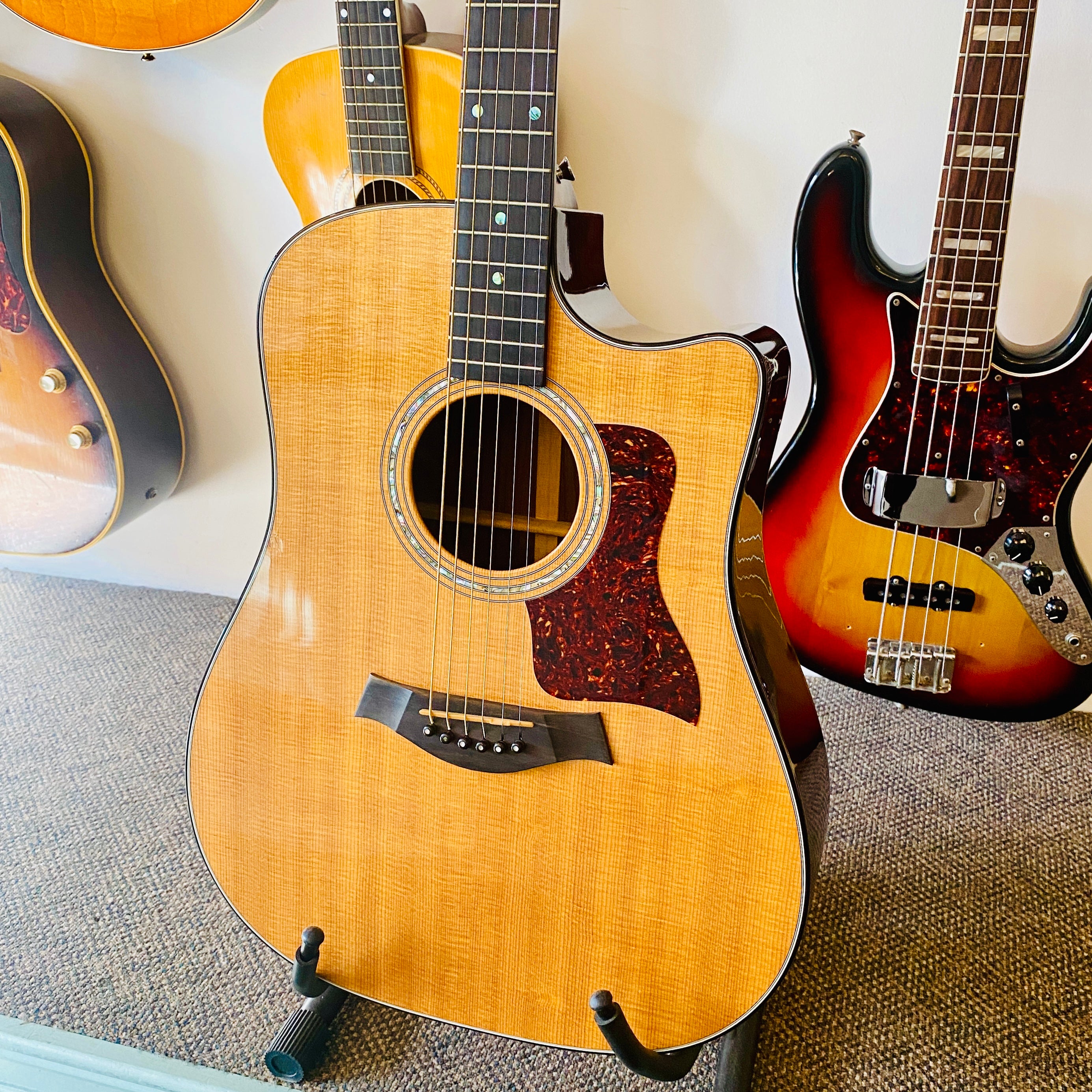 Taylor 710CE Acoustic Guitar 1997 - USED