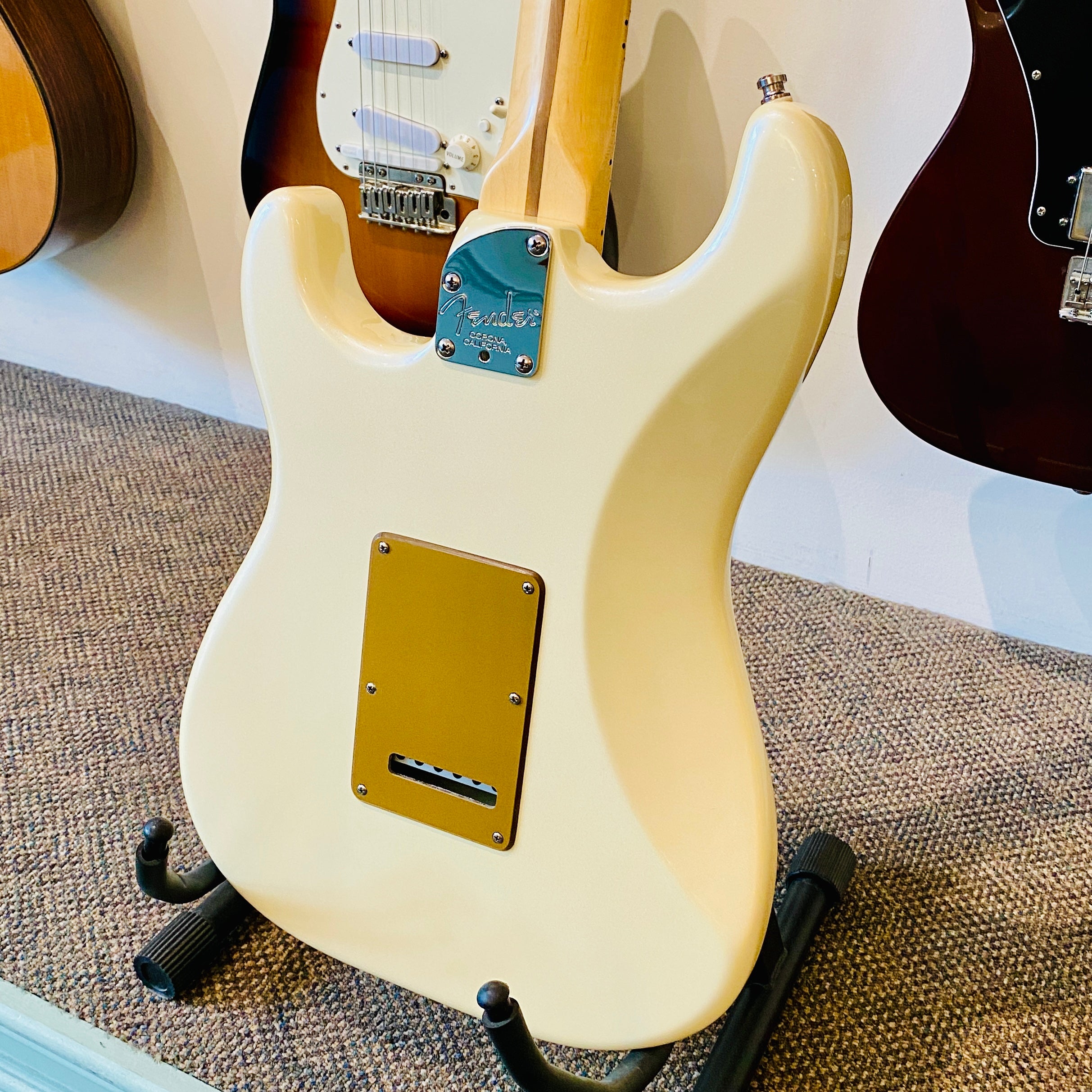 Fender American Deluxe Stratocaster Electric Guitar, 2006 [USED]