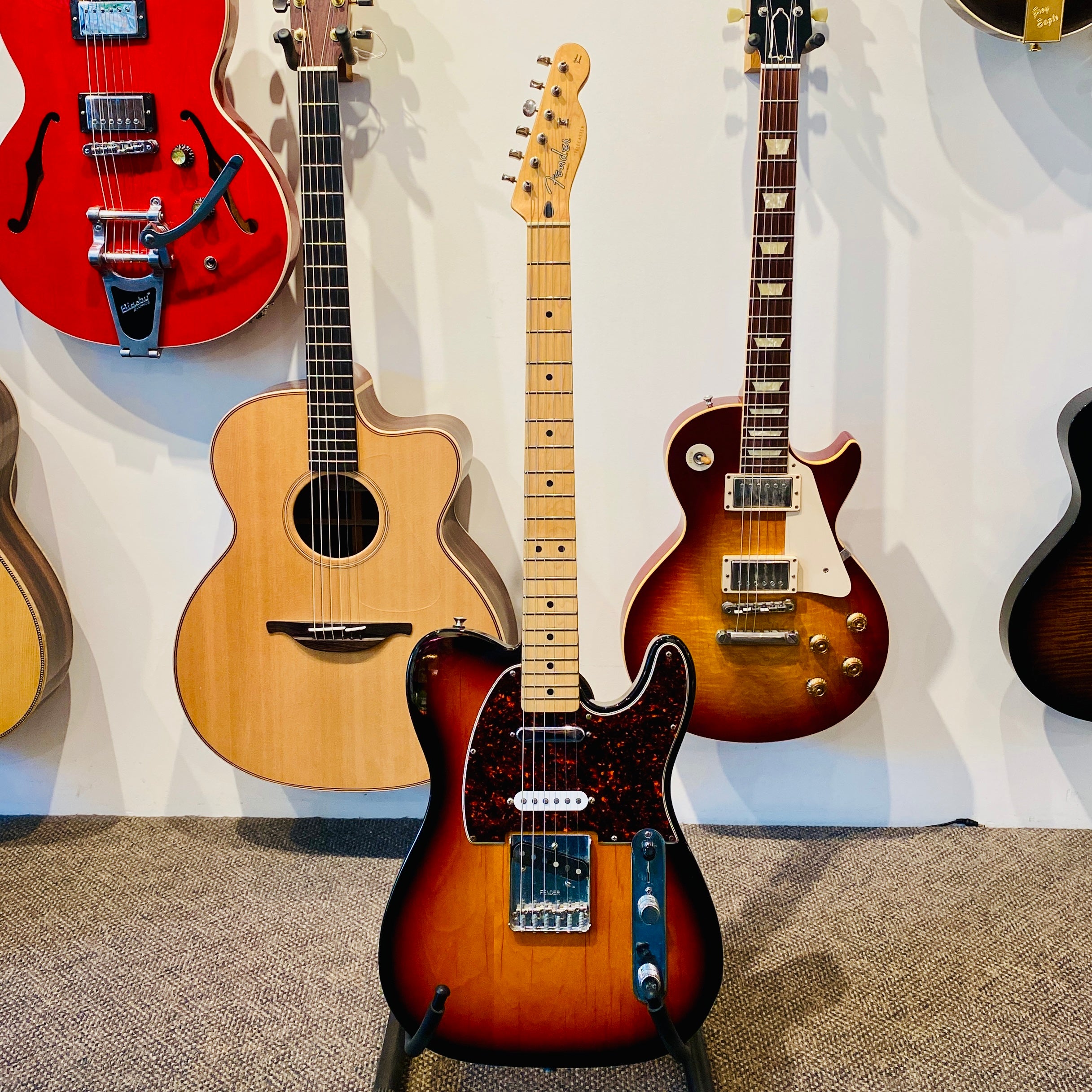 Fender DLX Nashville Telecaster Electric Guitar 2001 [USED]