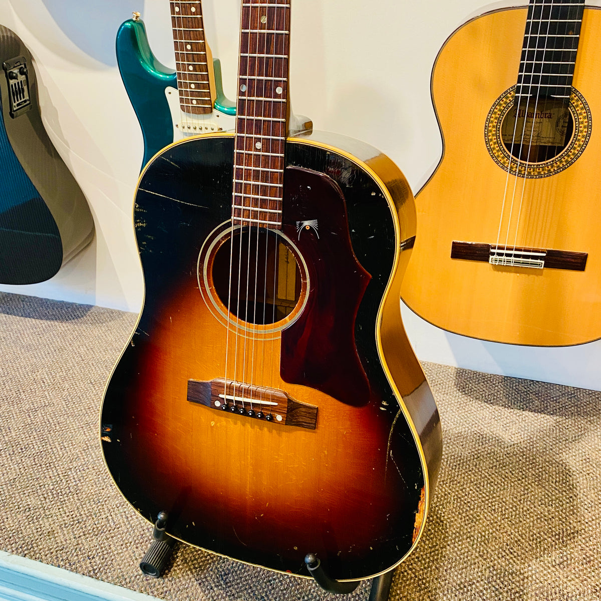 Gibson J-45 ADJ Acoustic Guitar, 1968 [USED]