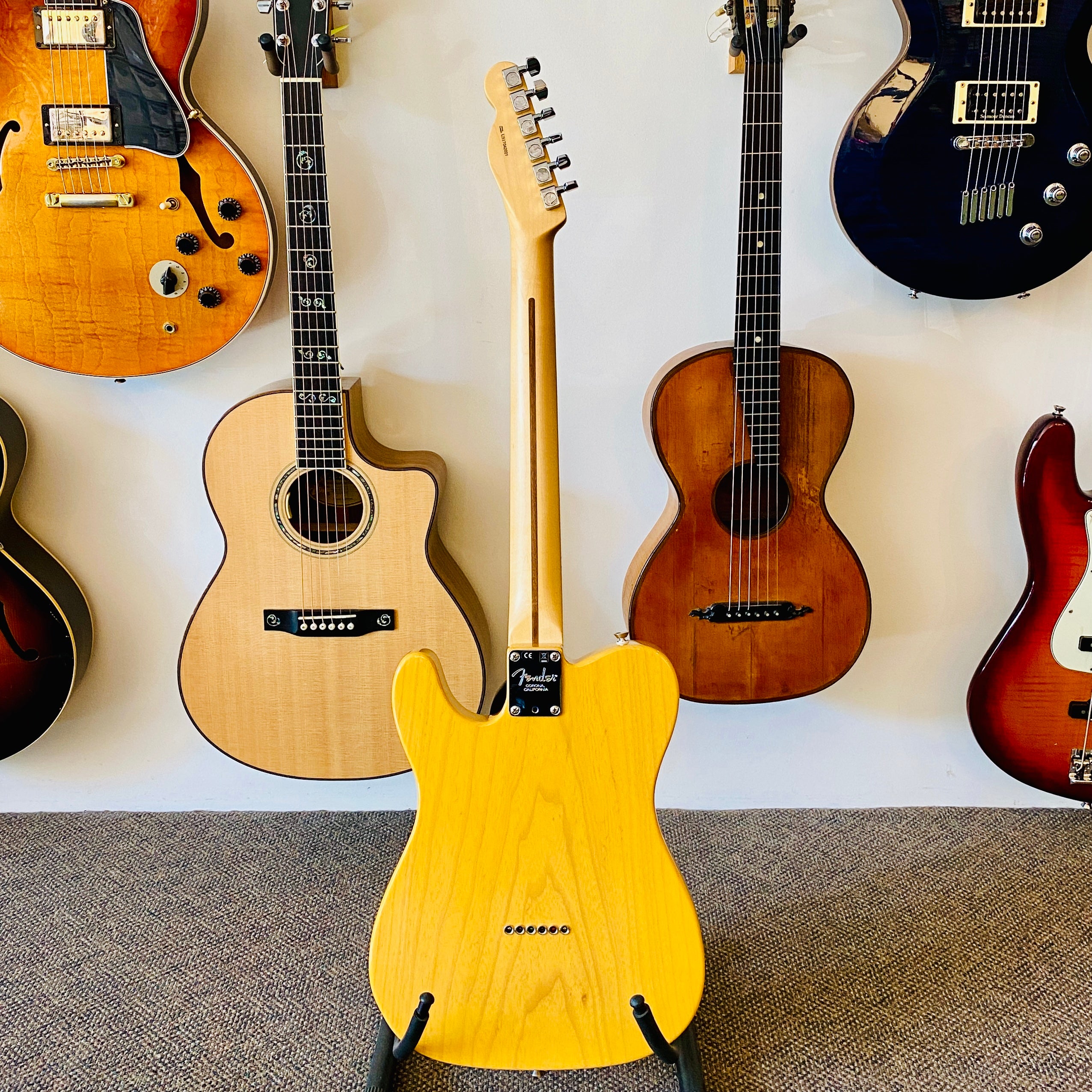 Fender American Professional Telecaster Butterscotch, 2021 [USED]