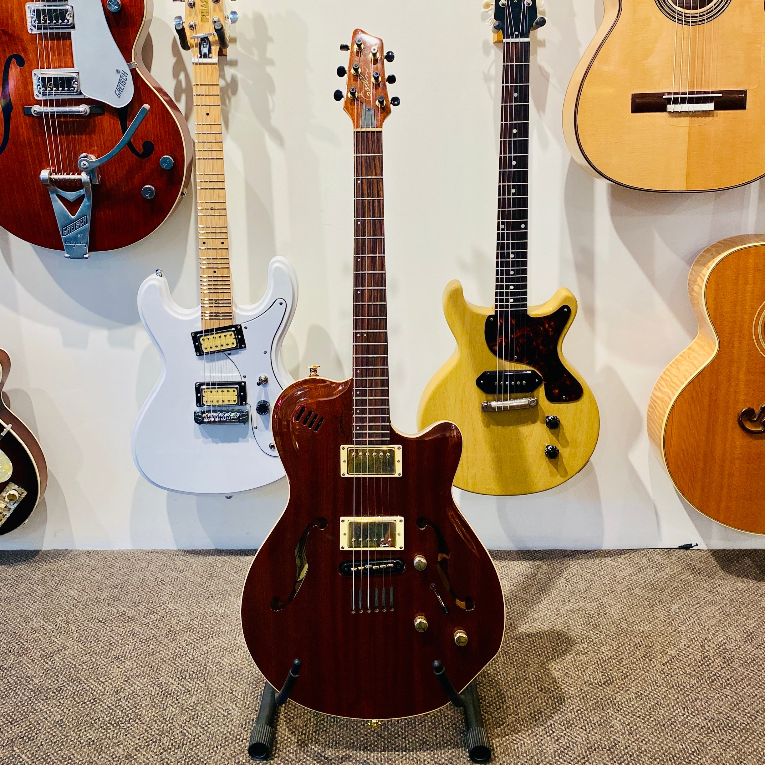 Godin Montreal Semi Hollow Body Electric 2012 [USED]