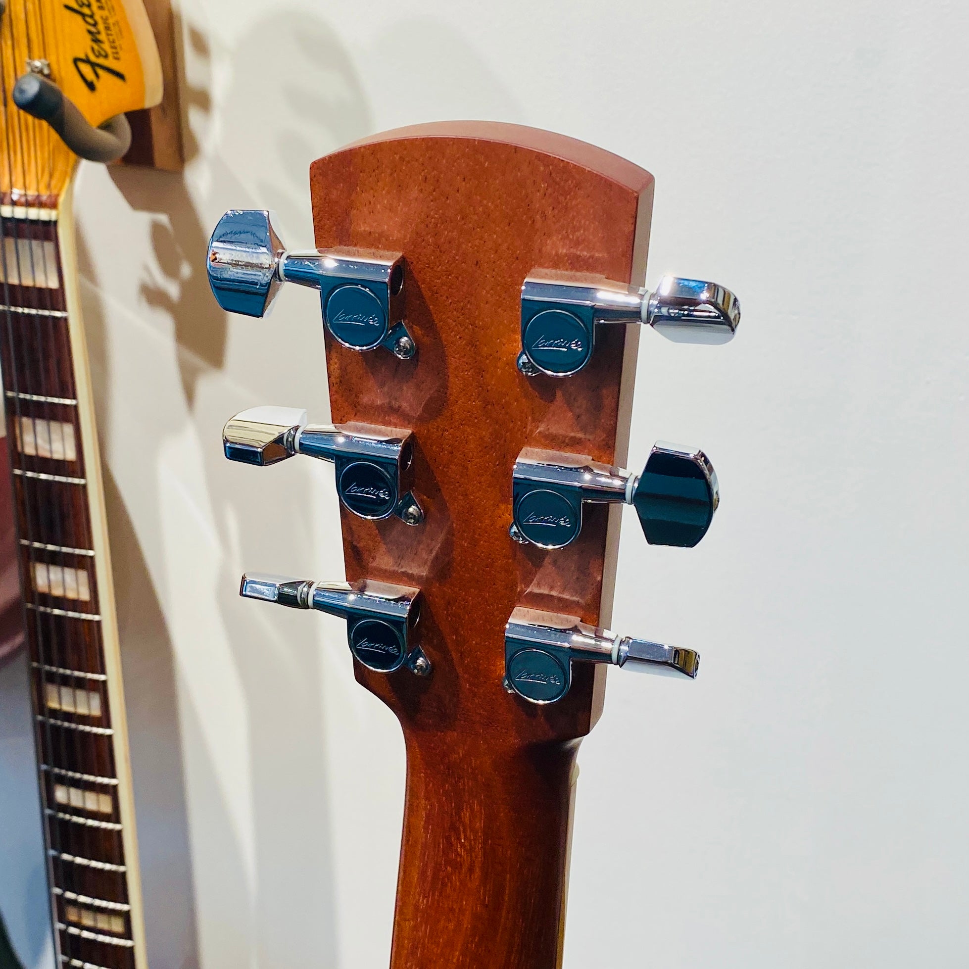 Larrivee OM-02 Acoustic Guitar 2014 [USED]