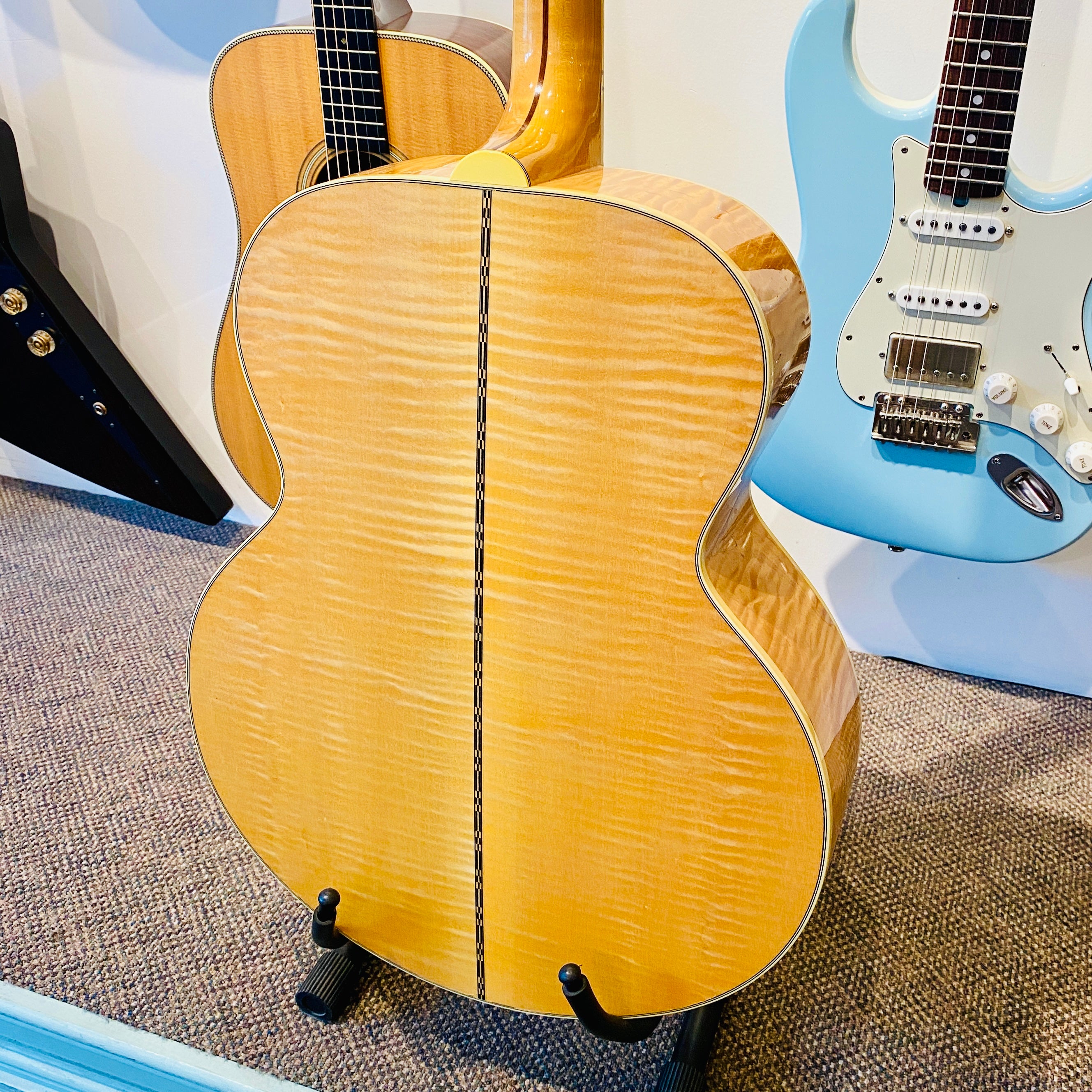 Gibson SJ-200 Acoustic Guitar 2000 [USED]