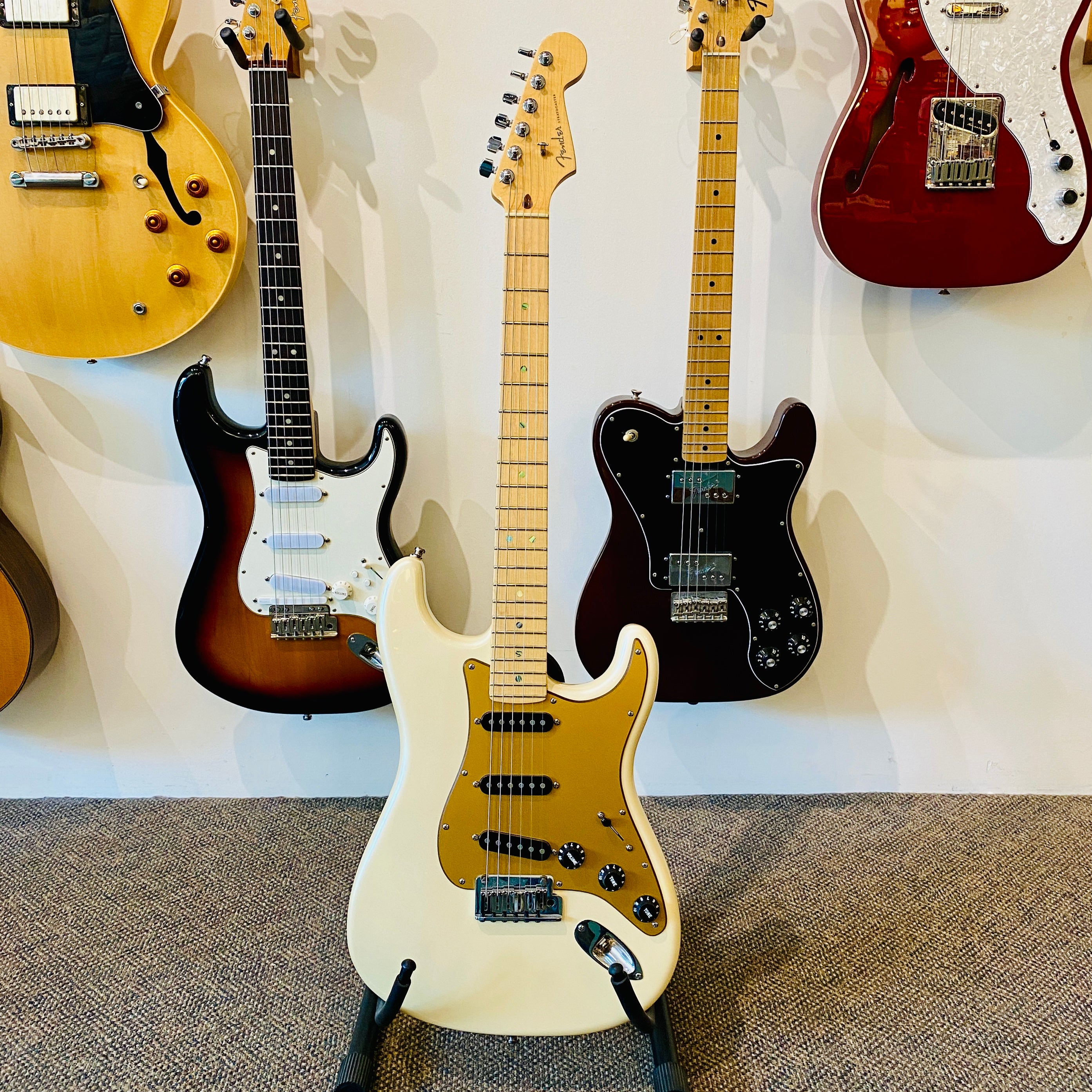 Fender American Deluxe Stratocaster 2006 Electric Guitar -[USED]