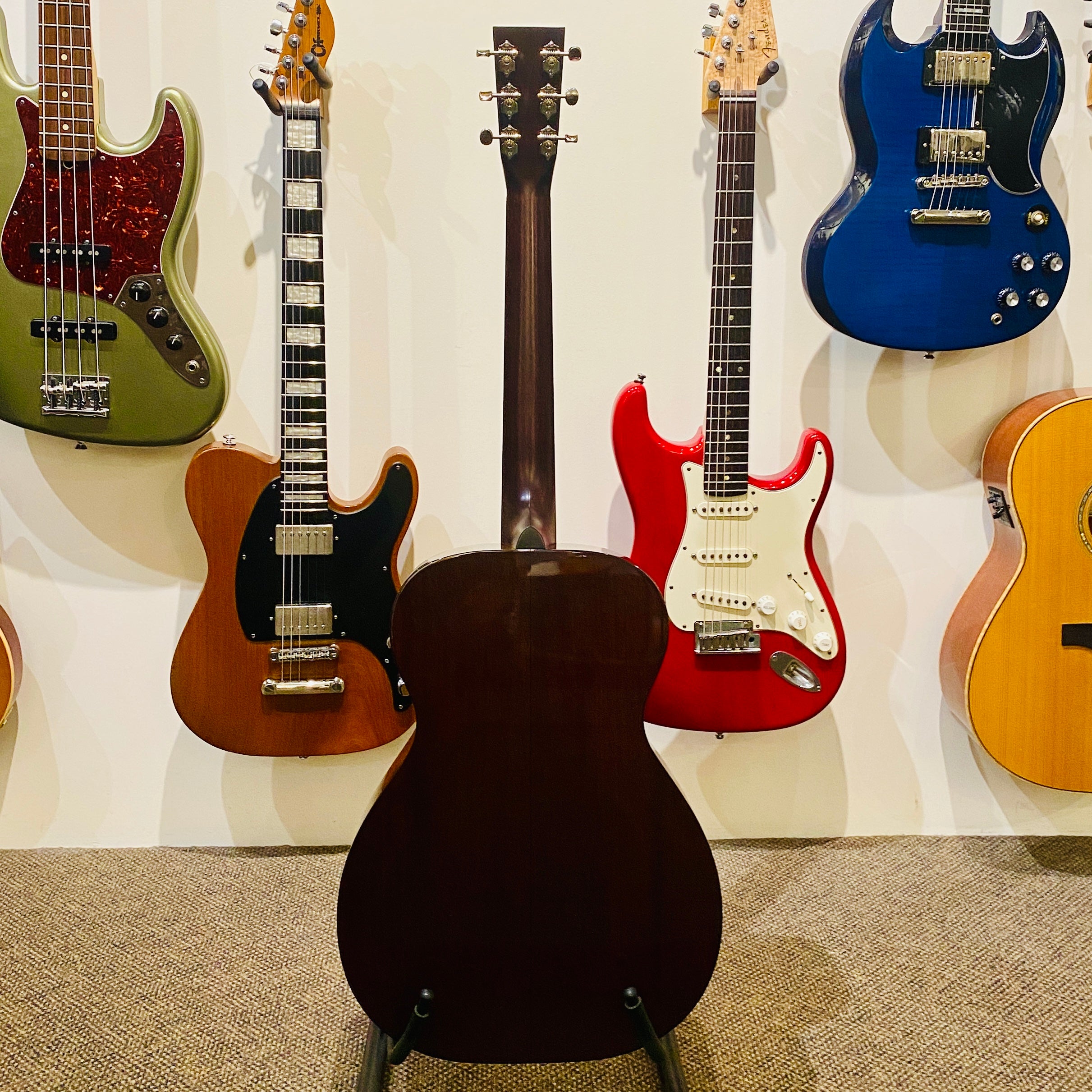 Huss & Dalton T-0014 2024 [USED]