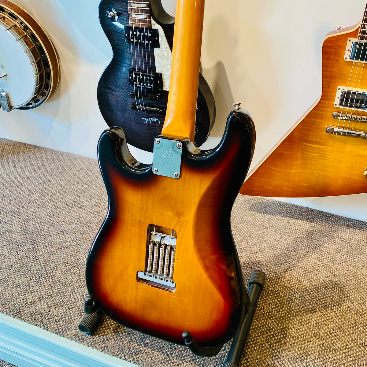 Fender AM 62 Reissue Stratocaster Solidbody Electric Guitar 1997 [USED]