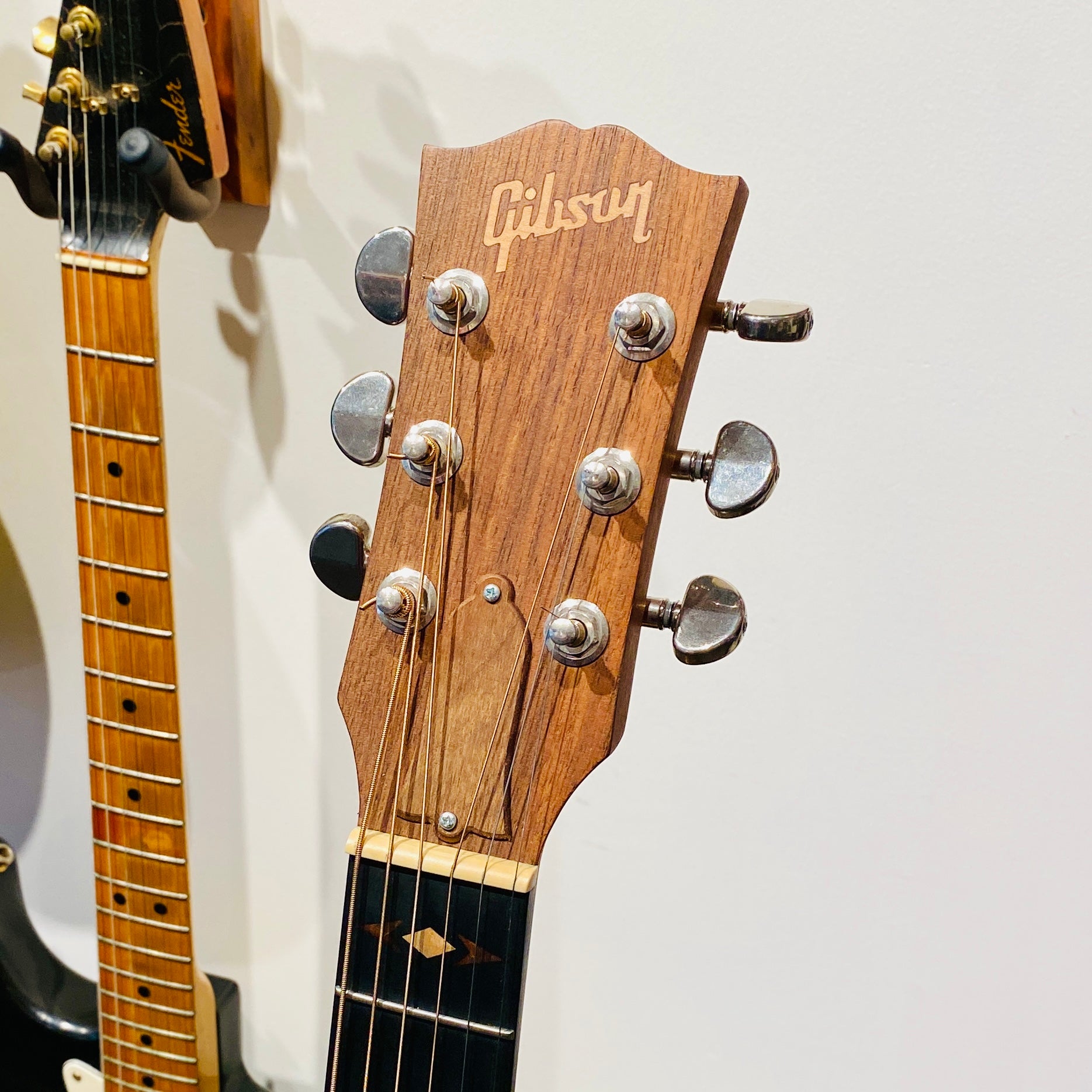 Gibson Hummingbird Sustainable Series 6 string Acoustic Guitar 2019 [USED]