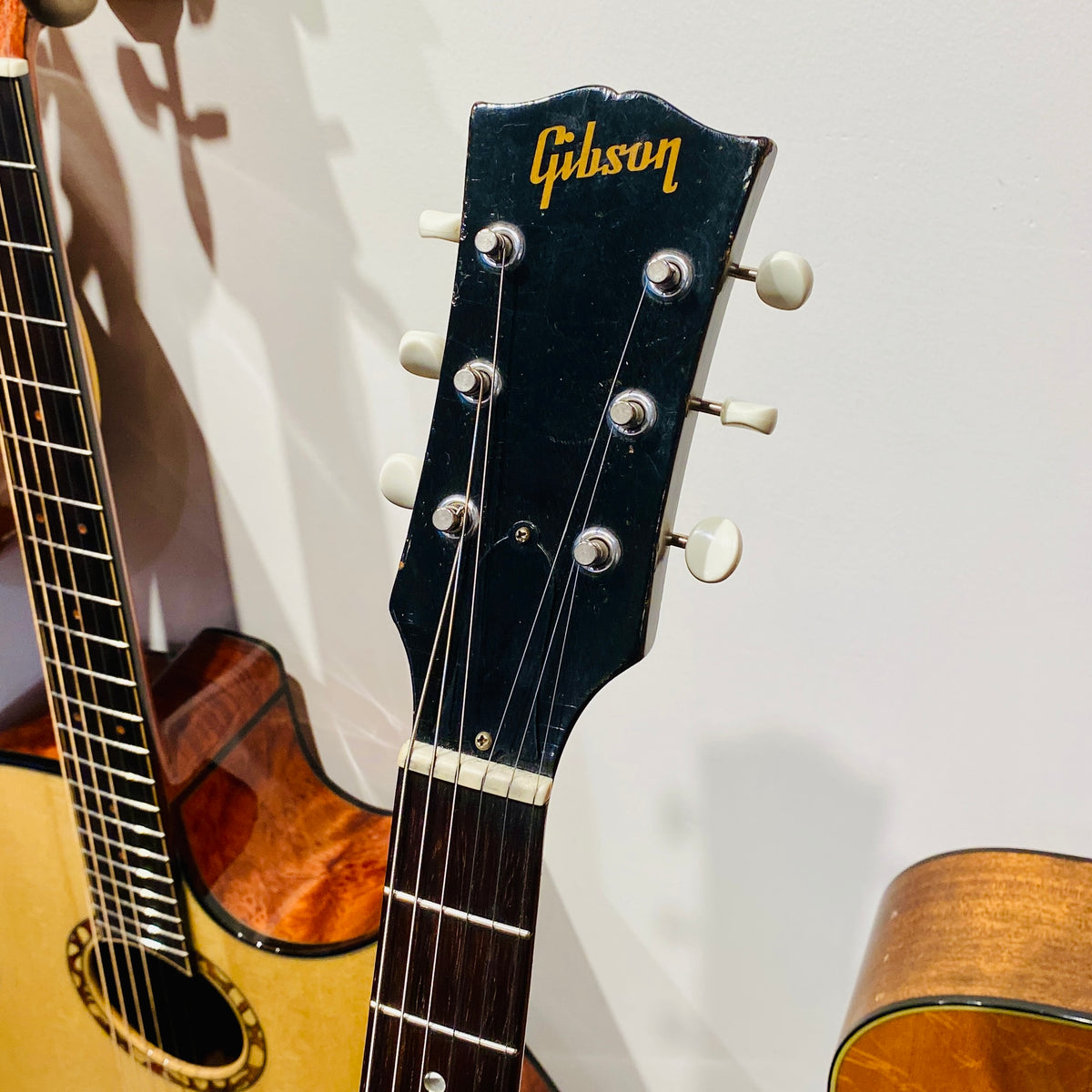 Gibson ES-125TDC Semi-Hollow Electric Guitar, 1969 [USED]