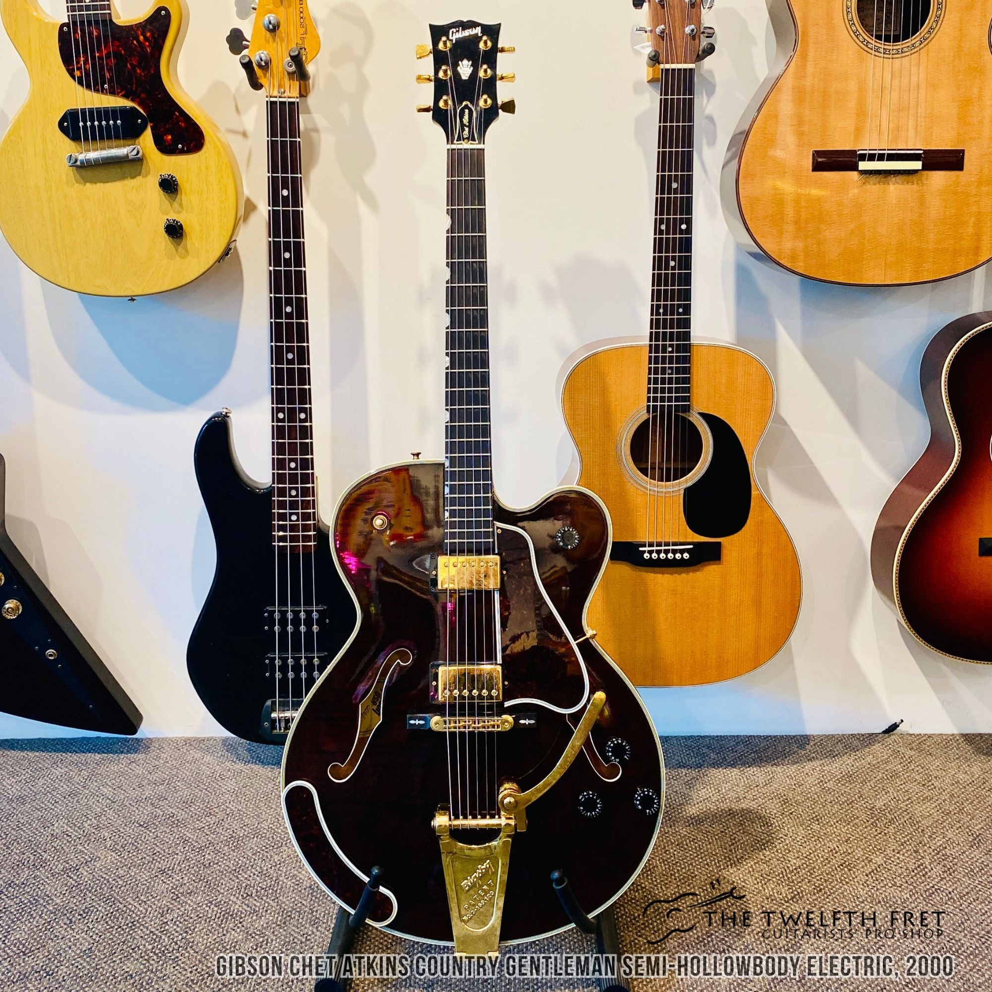 Gibson Chet Atkins Country Gentleman Semi-Hollowbody Electric, 2000 - The Twelfth Fret