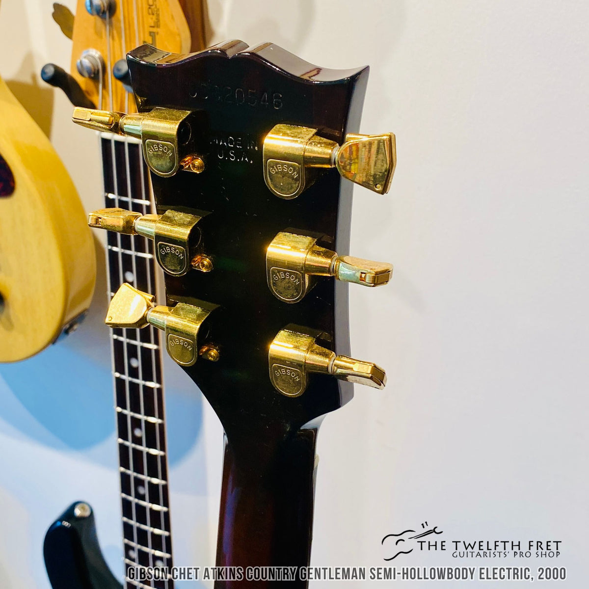 Gibson Chet Atkins Country Gentleman Semi-Hollowbody Electric, 2000 - The Twelfth Fret
