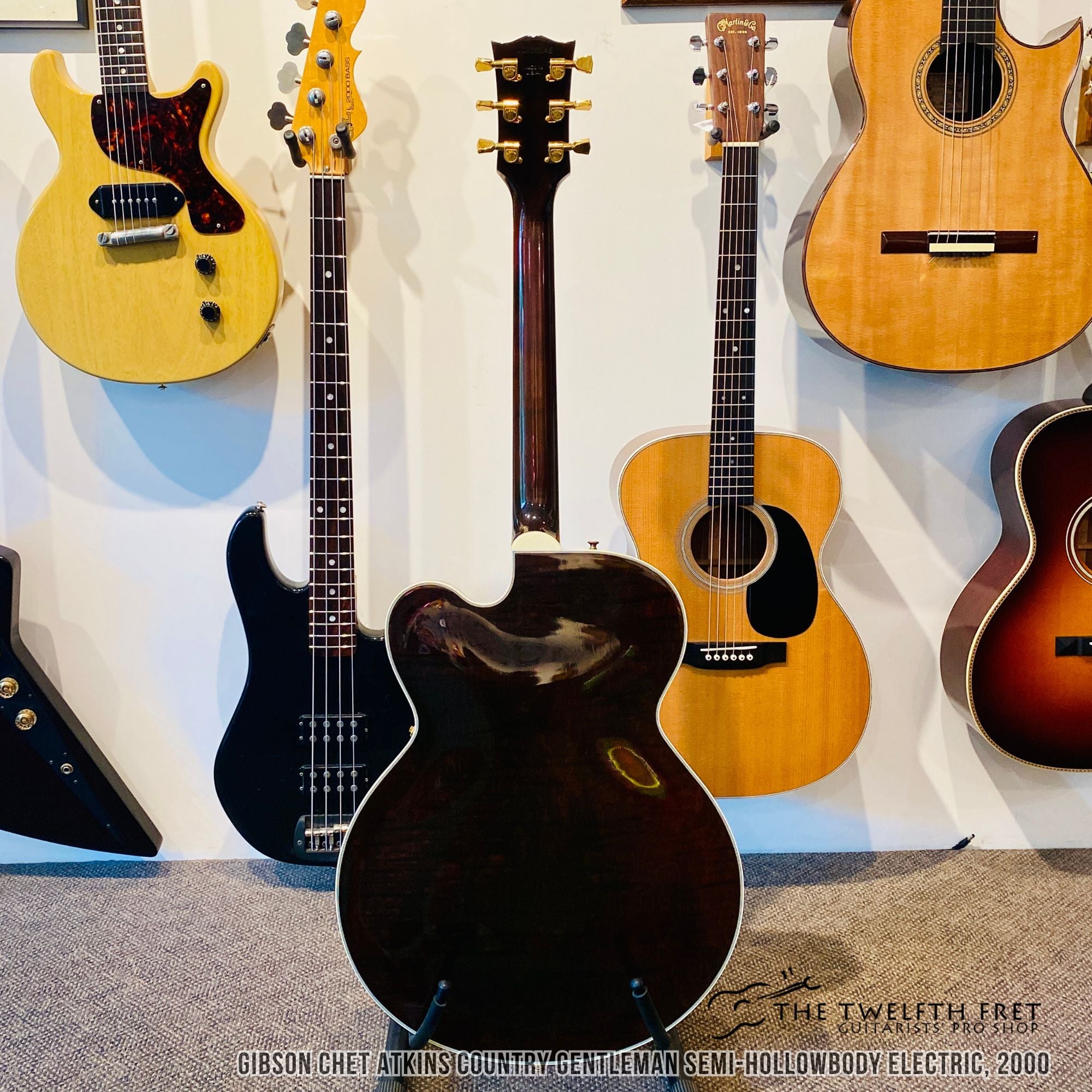 Gibson Chet Atkins Country Gentleman Semi-Hollowbody Electric, 2000 - The Twelfth Fret