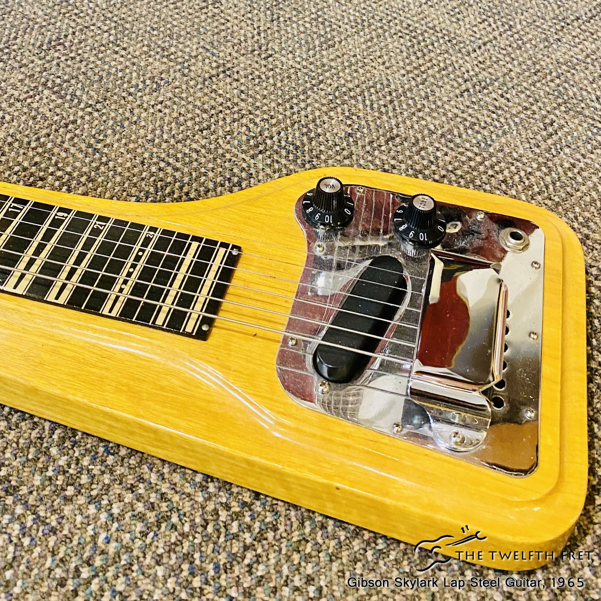 Gibson Skylark Lap Steel Guitar, 1965  - The Twelfth Fret