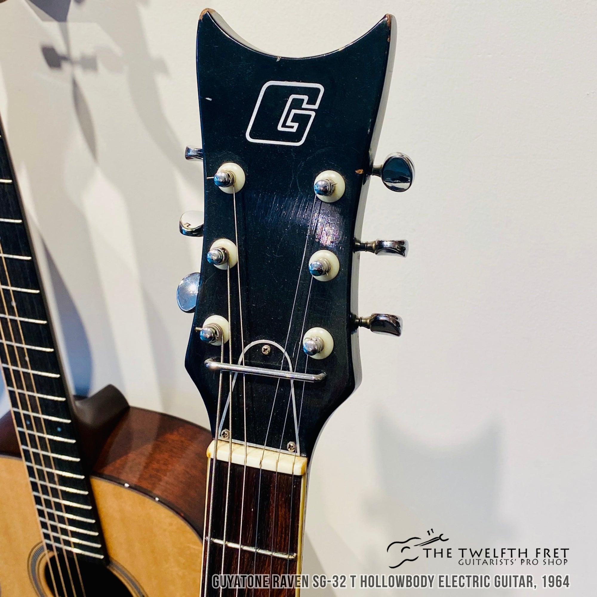 Guyatone Raven SG-32 T Hollowbody Electric Guitar, 1964 - The Twelfth Fret