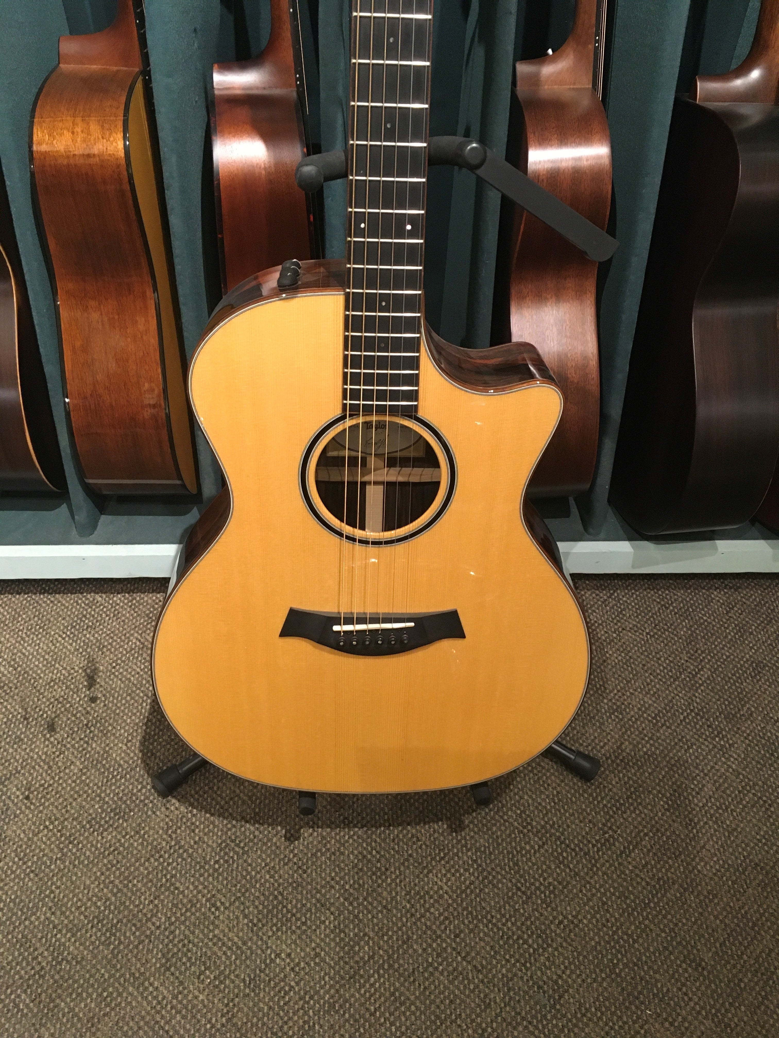 Taylor Custom GA Ebony Acoustic Guitar  [USED]