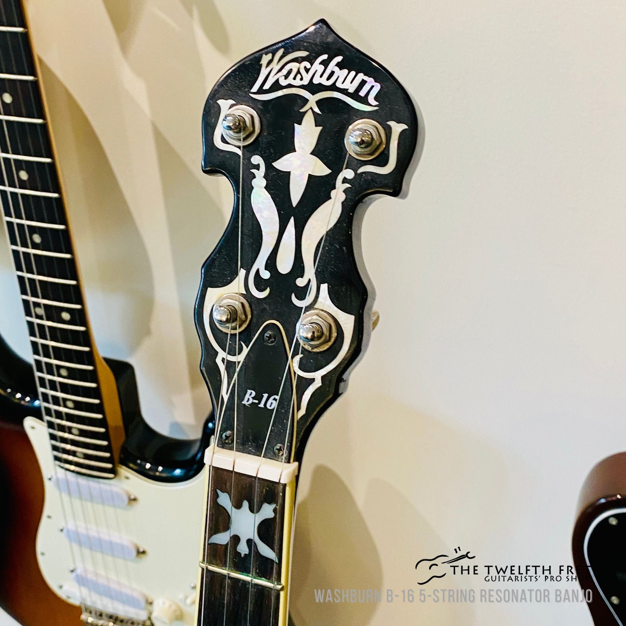 Washburn B-16 5-String Resonator Banjo - The Twelfth Fret