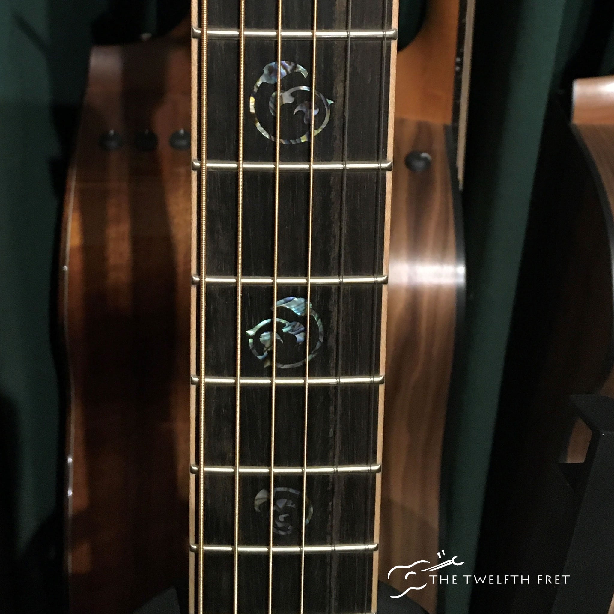 Larrivee OM-03R Tobacco Burst Vine - The Twelfth Fret